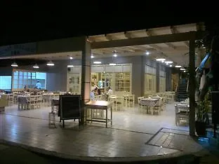 فندق The (adults Only)